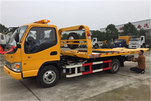 北湖哪里有拖车服务